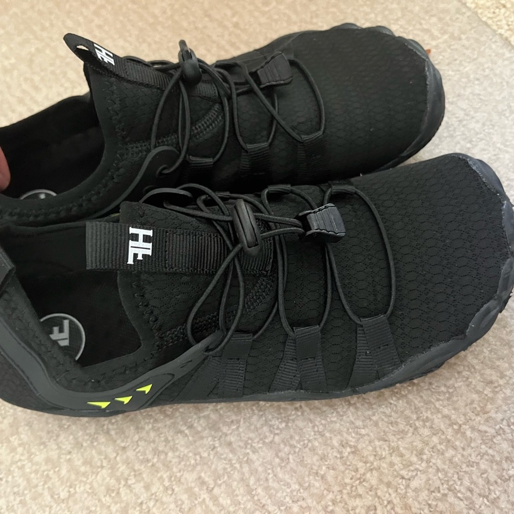 Barefoot shoes- size 7.5